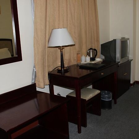 Super 8 Beijing Yizhuang Tianbao Hotell Eksteriør bilde