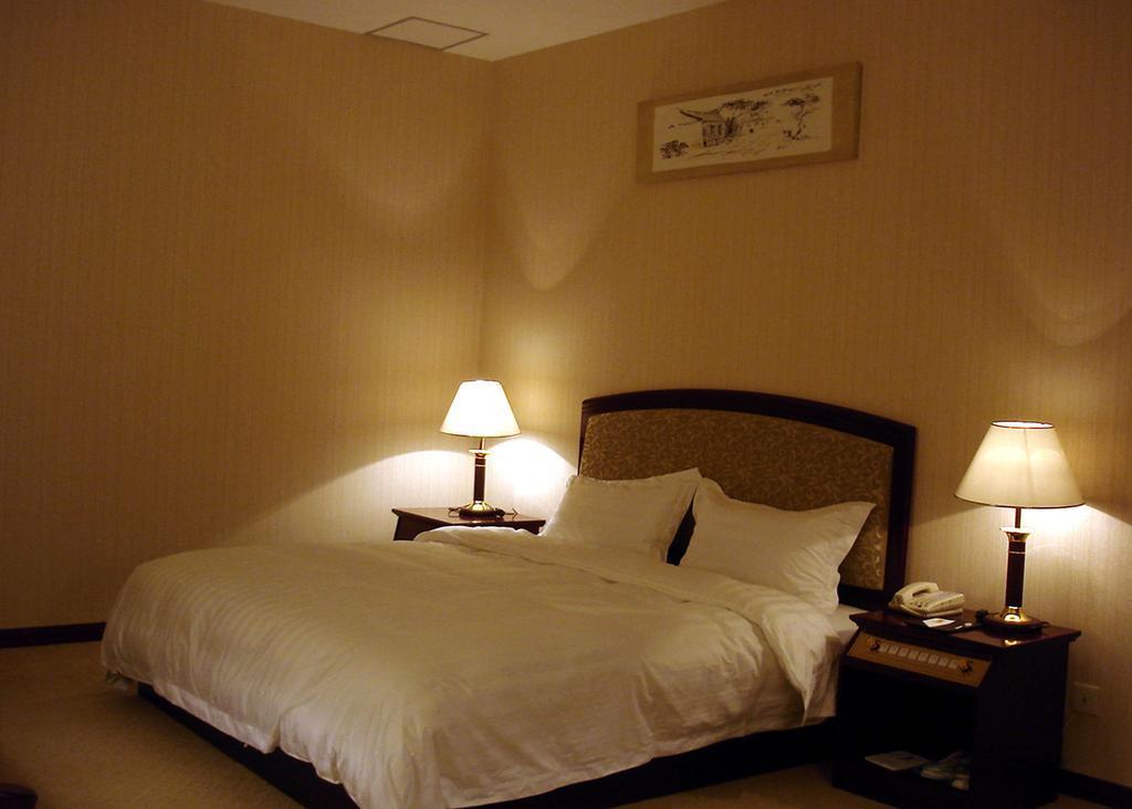 Super 8 Beijing Yizhuang Tianbao Hotell Rom bilde
