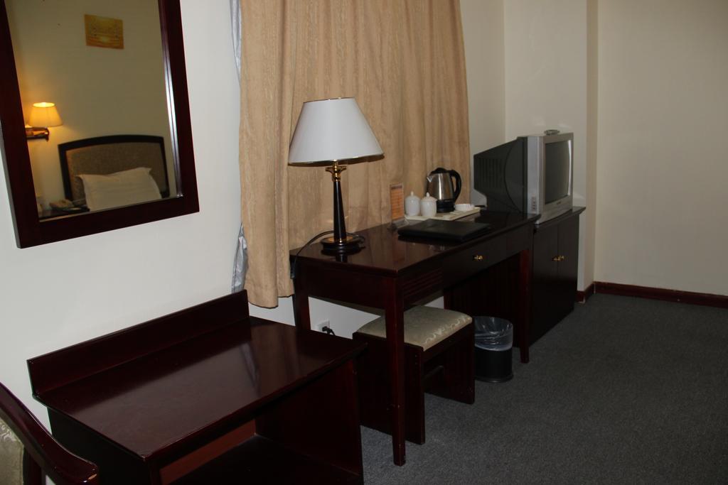 Super 8 Beijing Yizhuang Tianbao Hotell Eksteriør bilde